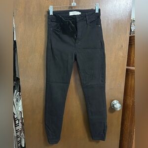 Hidden High Rise Women's Black Skinny Jeans size 27